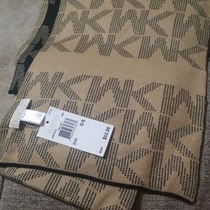 Michael Kors scarf